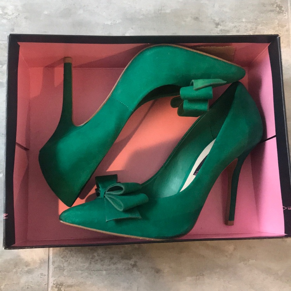 Steven by Steve Madden Green Nubuck